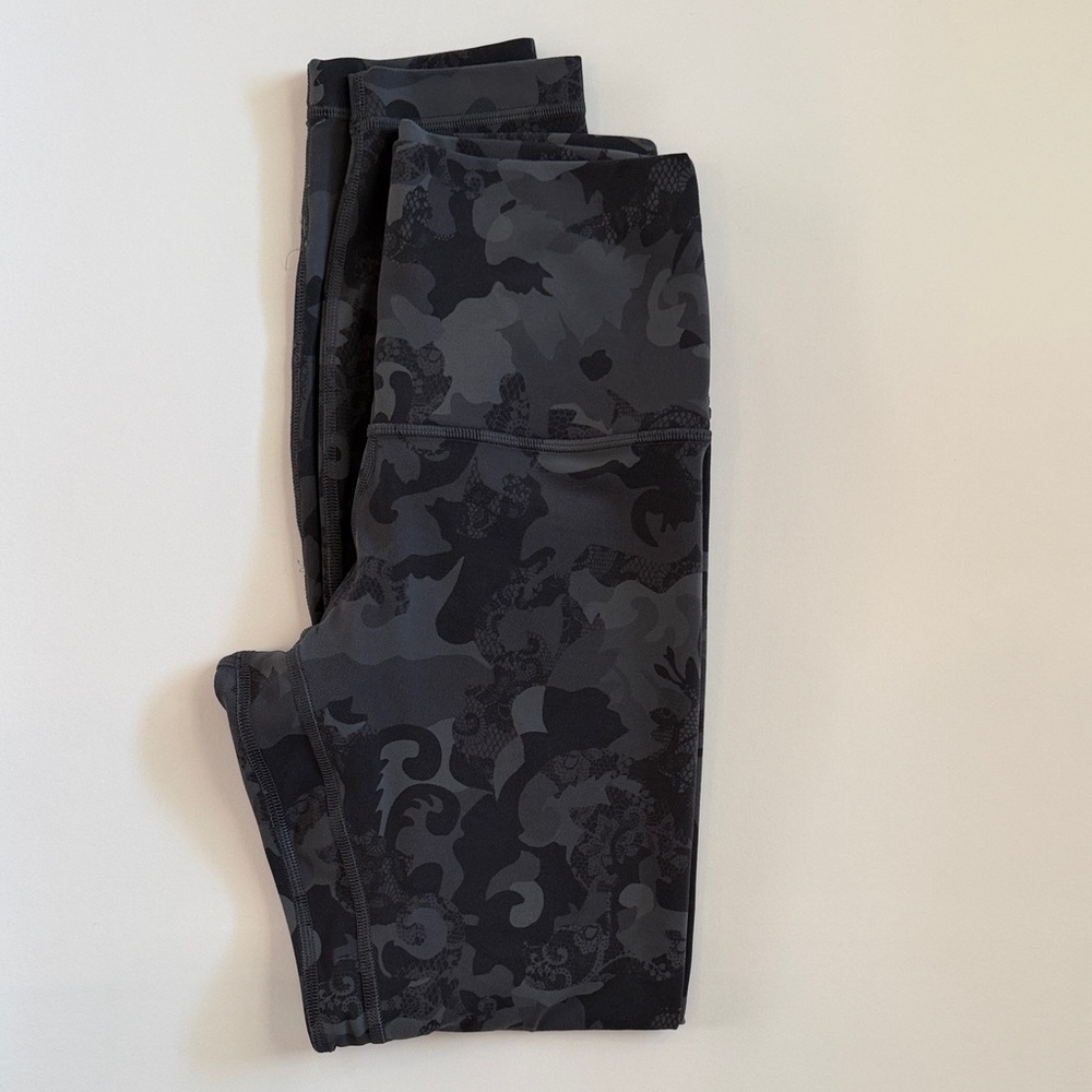 Lululemon Align Black Camouflage Leggings 25 inch